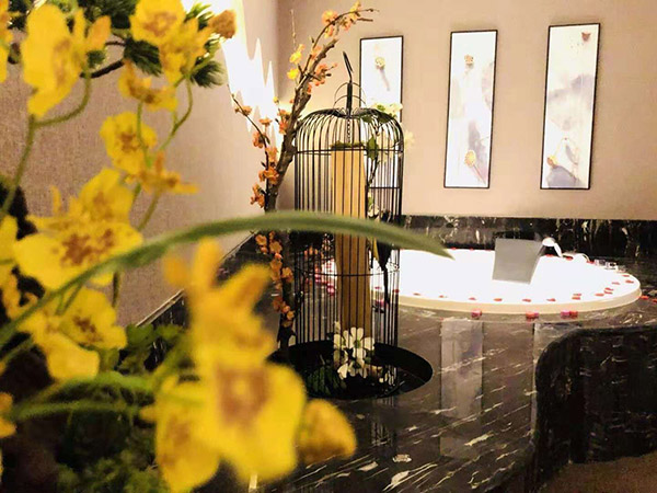 折枝展花
